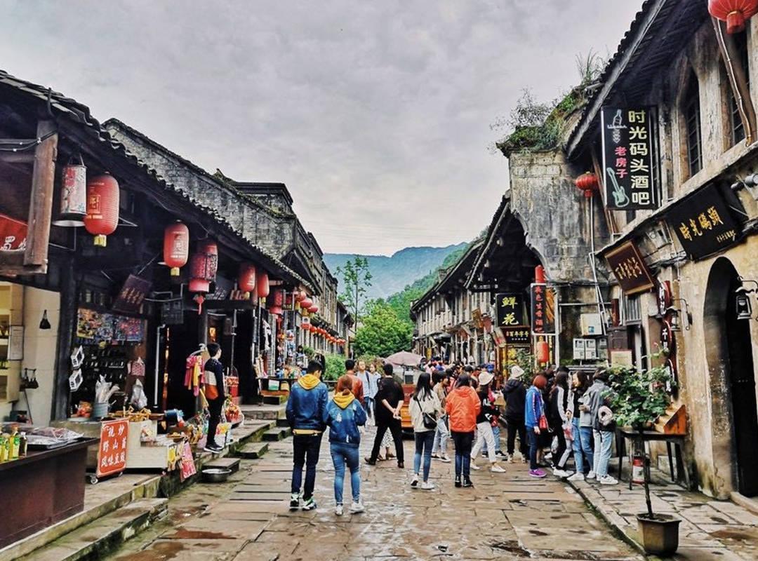 我女朋友家人不同意我们，我该怎么办游戏画面